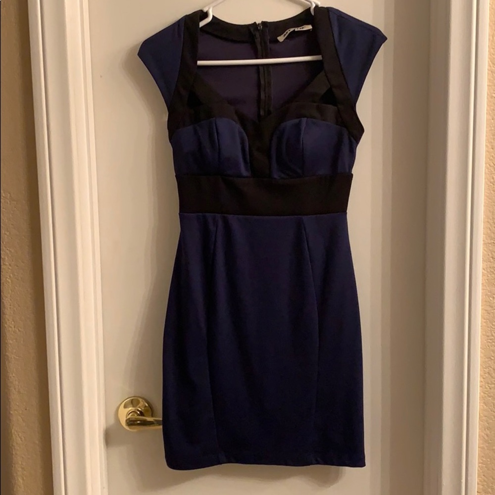 Mini dress